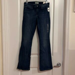 GAP Baby Boot in medium indigo. Size 29 regular. NEW with tags! 👖✨